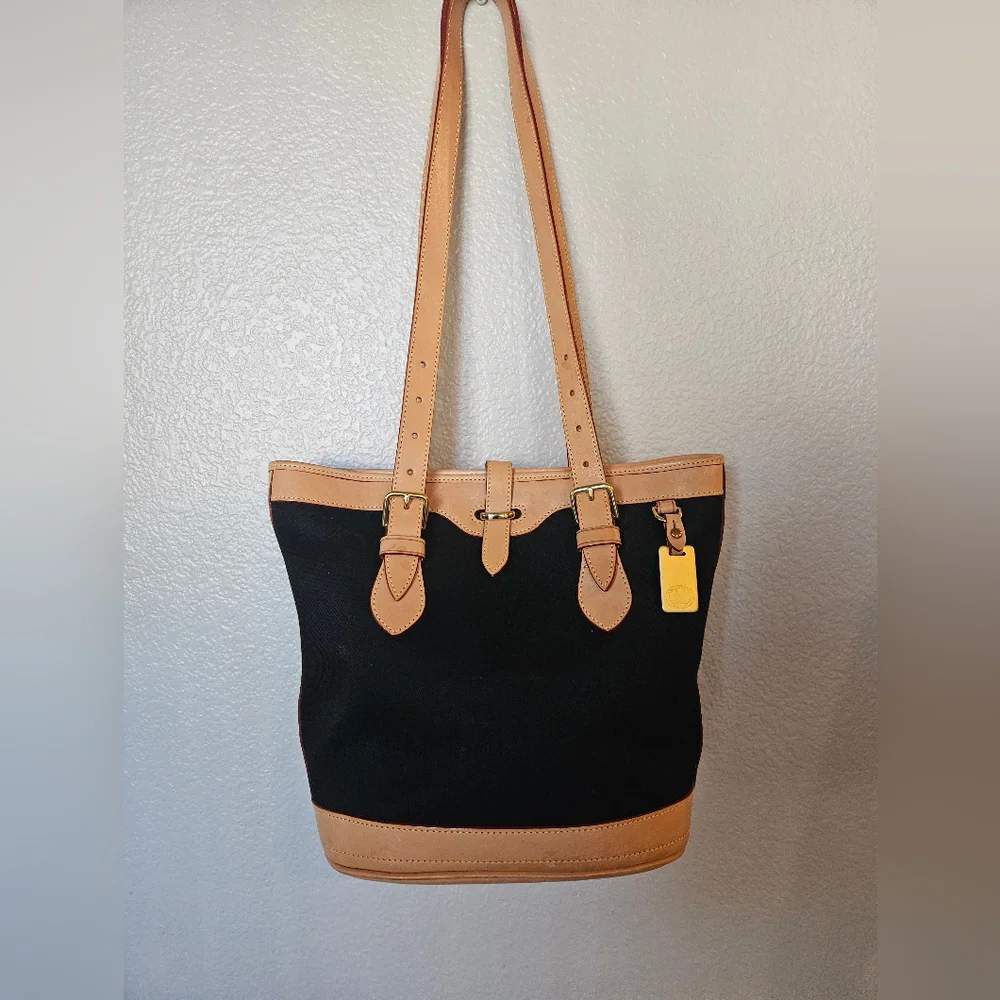Vintage Dooney & Bourke Cabriolet Bucket Tote Bag GUC